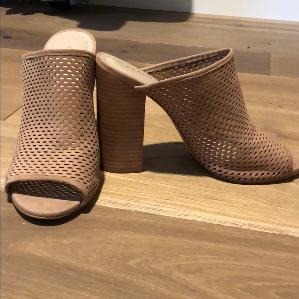 Aldo -Slip on heel sandal